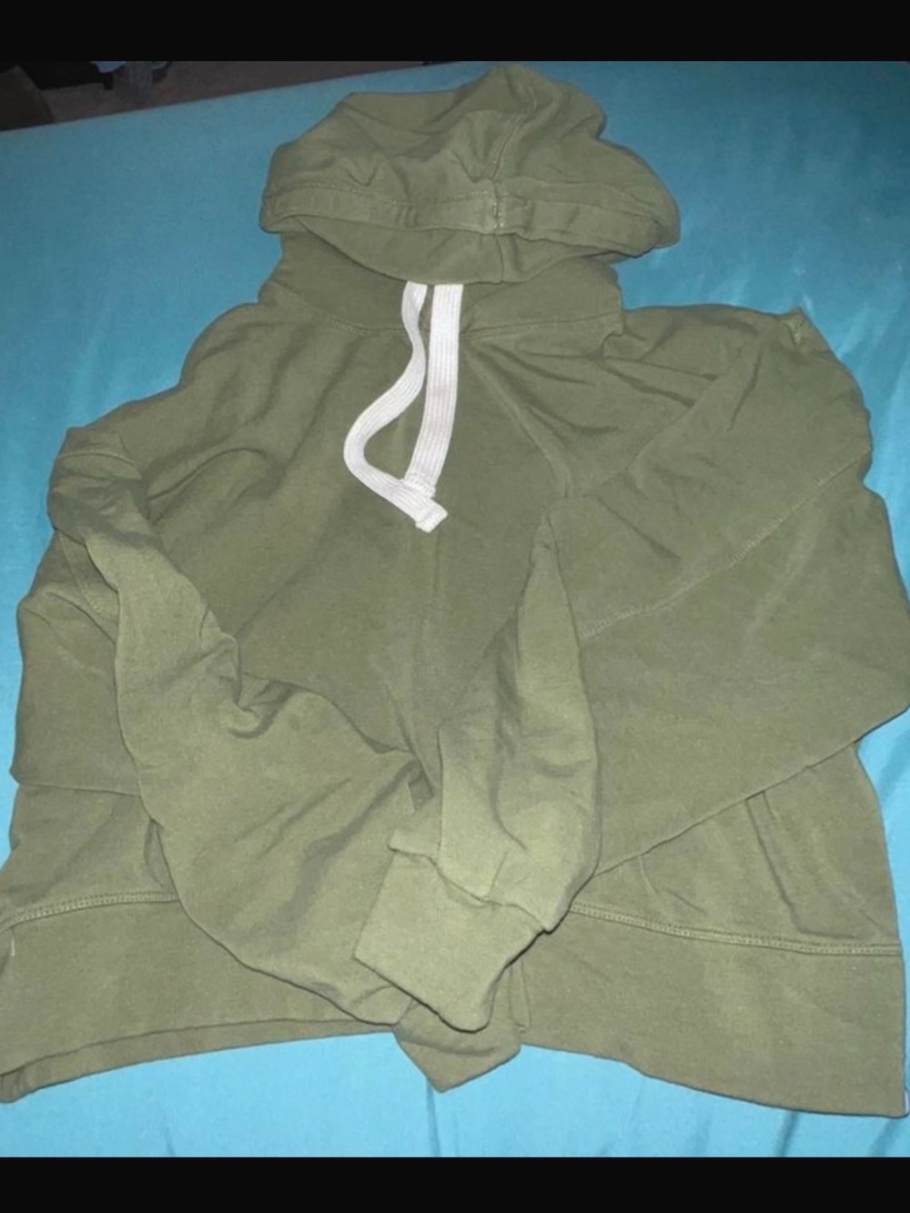 Glyder Olive or Chive green cropped hoodie sz Small